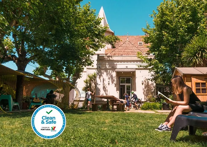 Nice Way Sintra Hostel